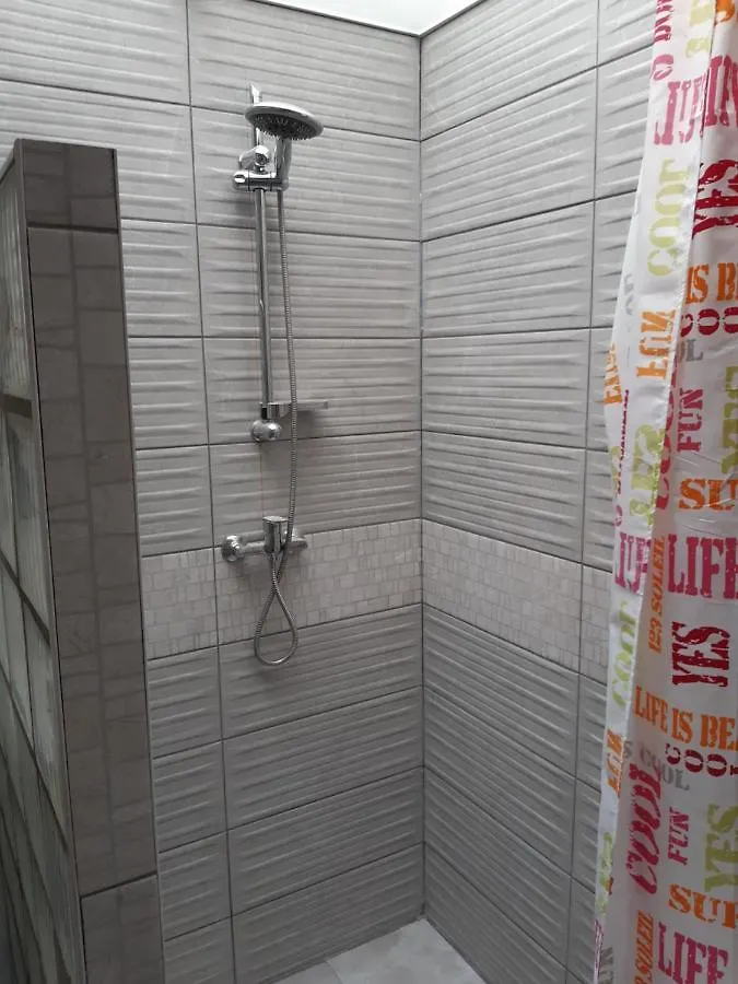 Casa Enrico Apartamento Antuérpia Quarto em Acomodações Particulares